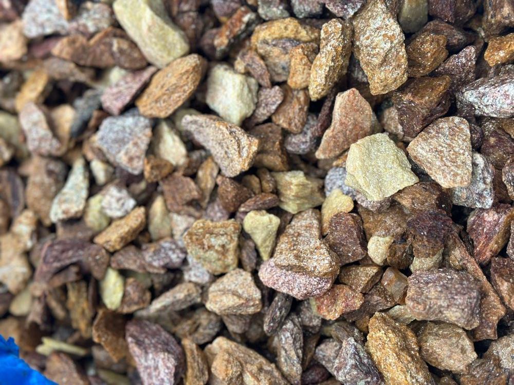 Златолит персиковый декоративная каменная крошка купить в Кашире