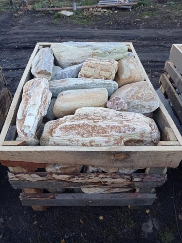 Златолит жёлтый, жёлто-зелёный глыбки и валуны для ланшафтного дизайна купить в Кашире