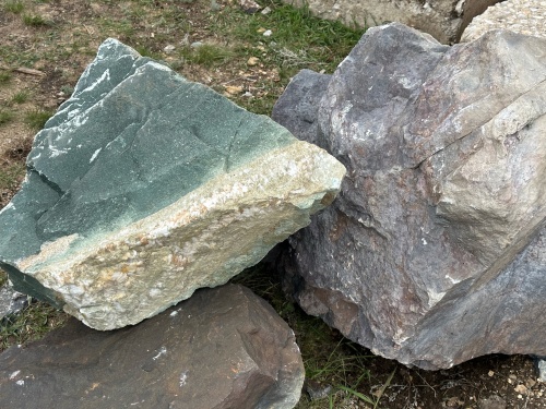 Камни для ландшафтного дизайна зелёные 10-60 килограмм купить в Кашире