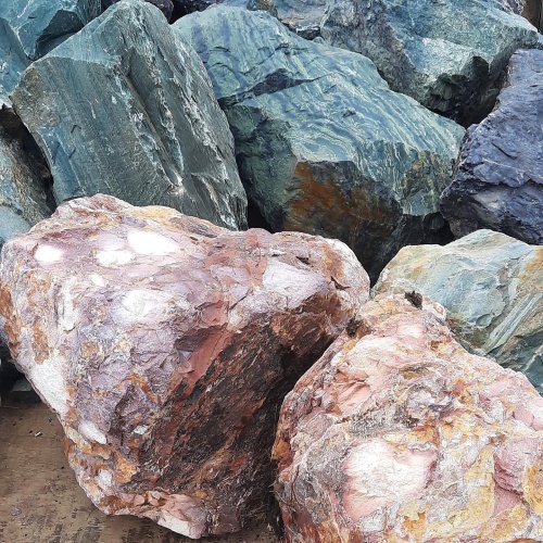 Ландшафтные глыбы красно-фиолетовые 200-1000 килограмм купить в Кашире