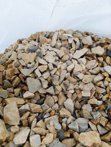 разноцветный щебень кварц